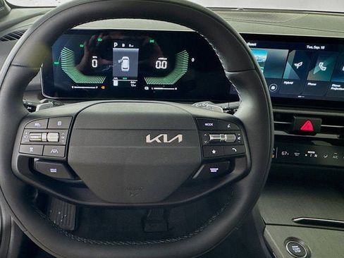 New 2026 Kia Sportage X-Line image 14