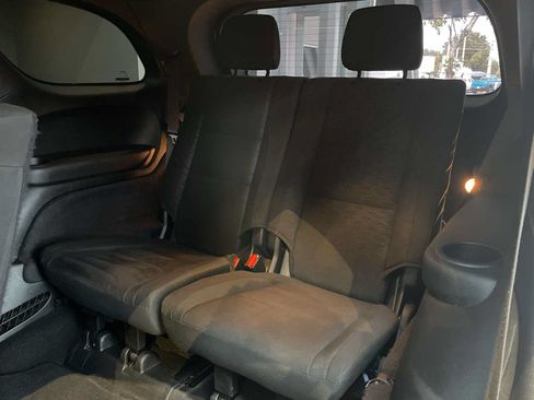 Used 2025 Dodge Durango GT RWD image 34
