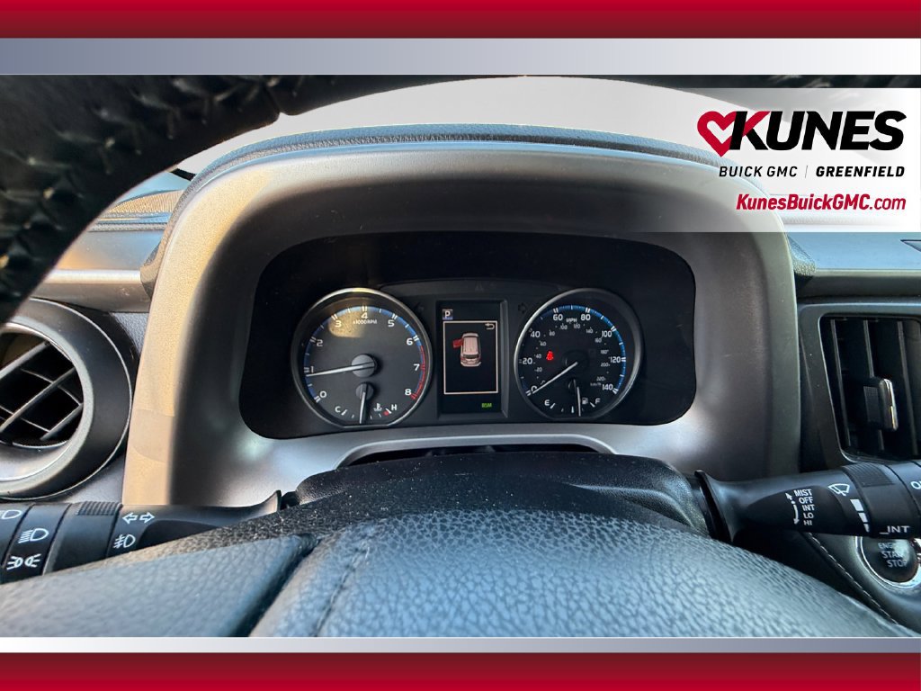 Used 2018 Toyota RAV4 XLE w/ Plus Extra Value Package AWD/4WD image 14