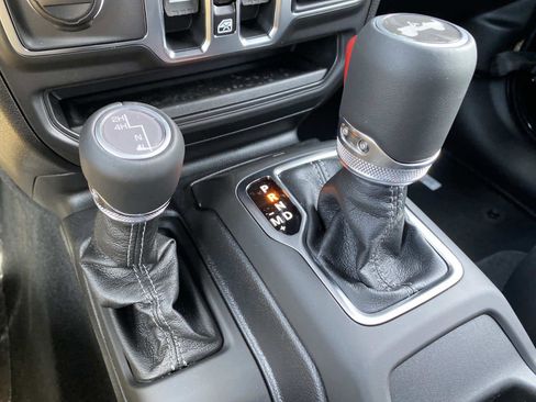 New 2026 Jeep Wrangler Unlimited Sahara AWD/4WD image 14
