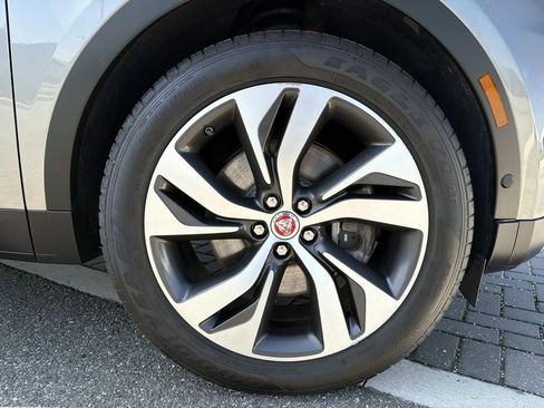 Used 2021 Jaguar E-PACE SE image 10