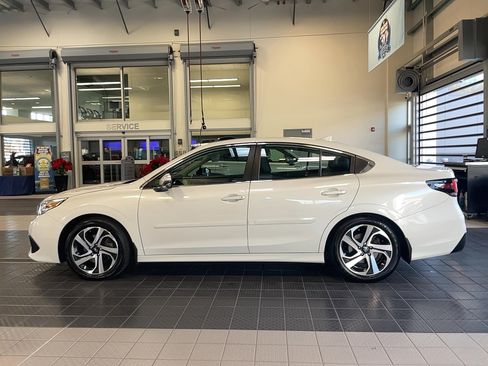 Used 2022 Subaru Legacy Limited image 4