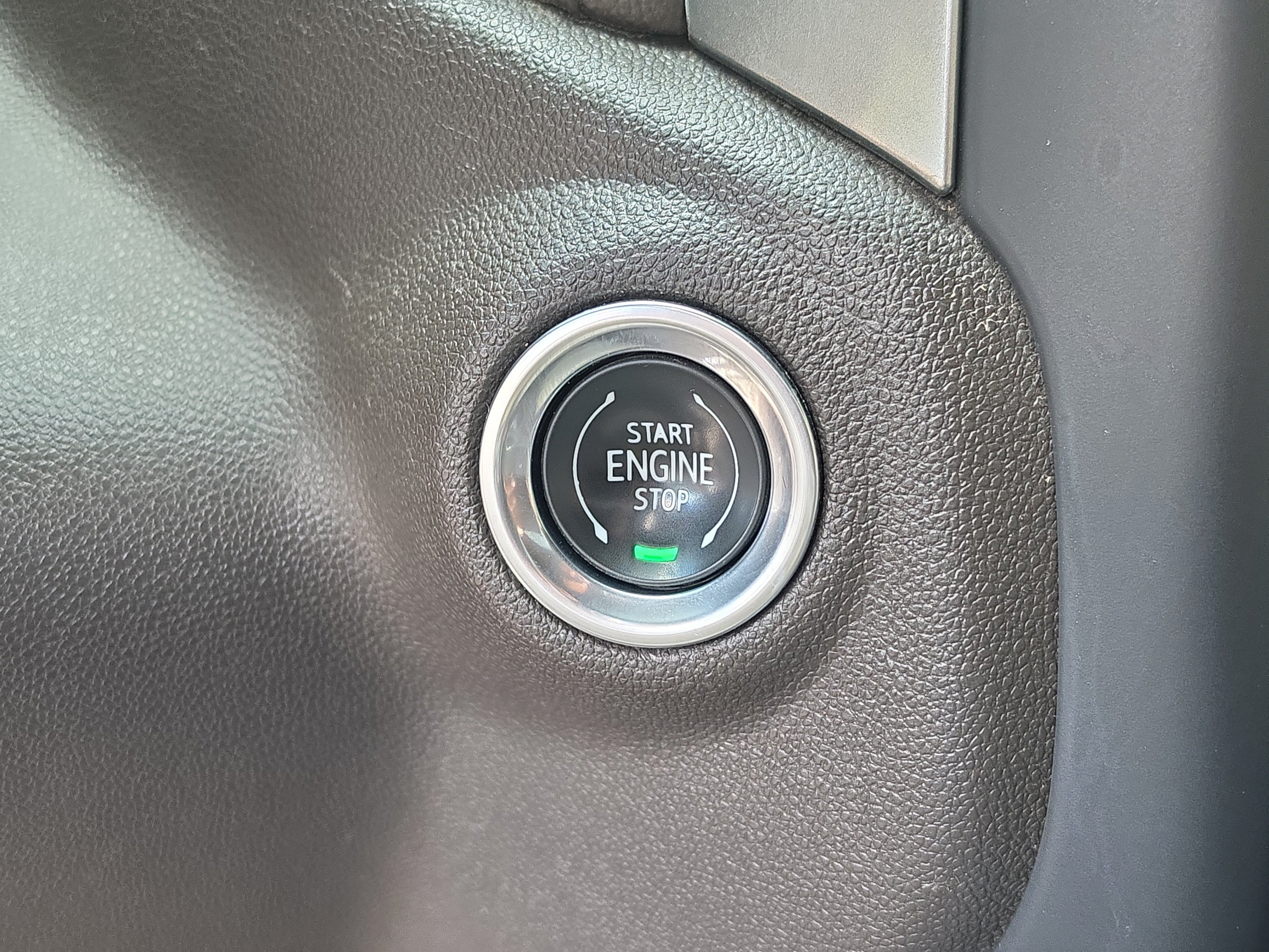 Used 2021 Chevrolet Silverado 1500 RST AWD/4WD image 37