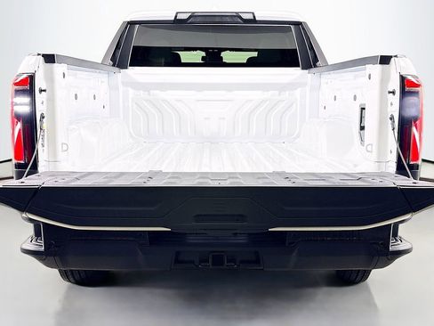 New 2026 GMC Sierra EV Elevation image 26