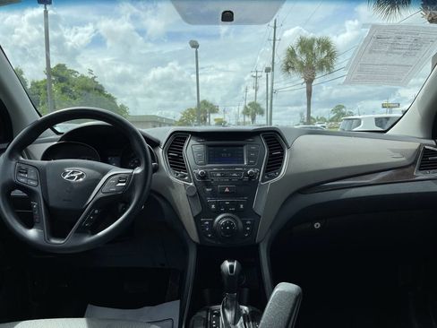Used 2017 Hyundai Santa Fe Sport AWD/4WD image 10