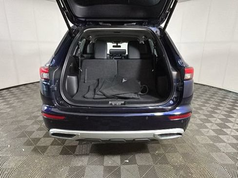 Used 2023 Mitsubishi Outlander SE FWD image 27