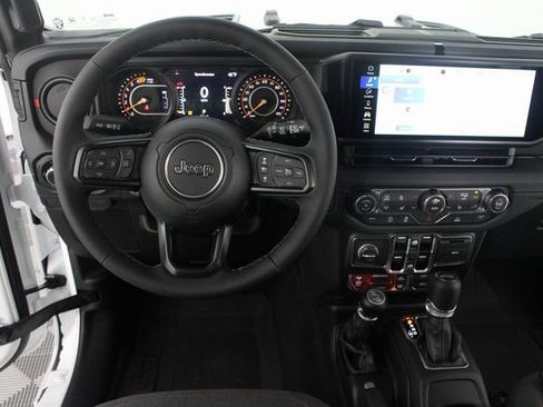 New 2026 Jeep Wrangler Unlimited Rubicon image 10