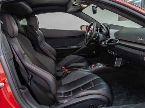 Used 2011 Ferrari 458 Italia Coupe RWD image 42