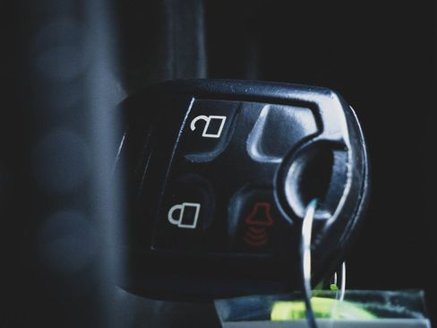 Used 2012 Ford F150 XLT w/ XLT Chrome Pkg image 10