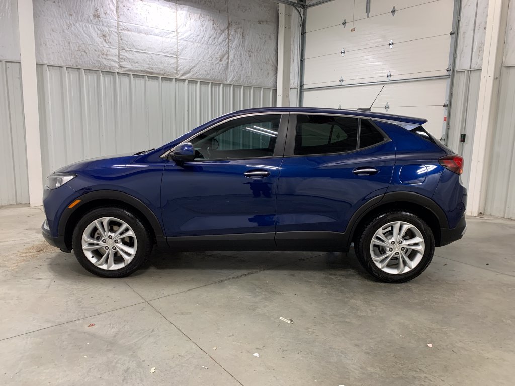 Used 2022 Buick Encore GX Preferred w/ Cold Weather Comfort Package FWD image 4