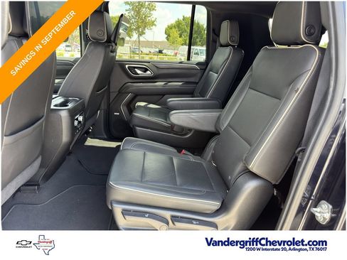 Used 2021 GMC Yukon XL SLT w/ SLT Premium Package RWD image 28