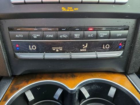 Used 2014 Mercedes-Benz E 350 Cabriolet image 38