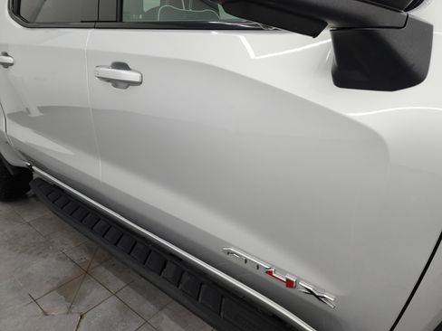 Used 2022 GMC Sierra 1500 AT4X image 25