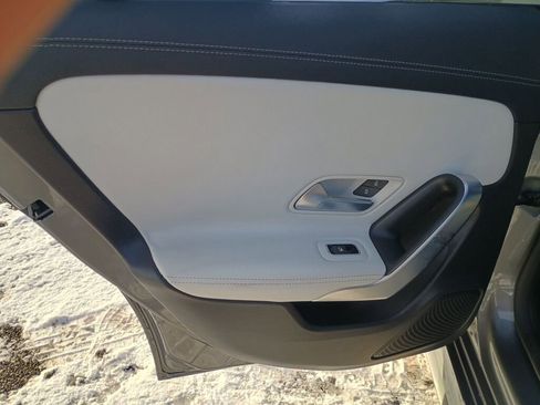 Used 2020 Mercedes-Benz CLA 250 CLA 250 image 17