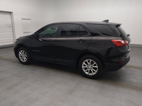 Used 2020 Chevrolet Equinox LS FWD image 3