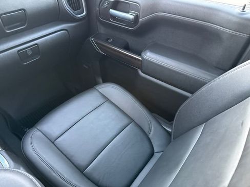 Used 2021 Chevrolet Silverado 1500 LT Trail Boss w/ Convenience Package II image 15