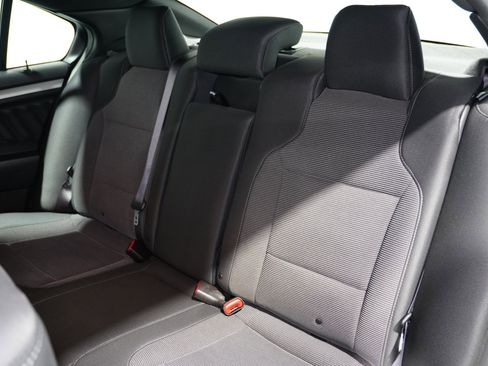 Used 2018 Ford Taurus SEL image 17