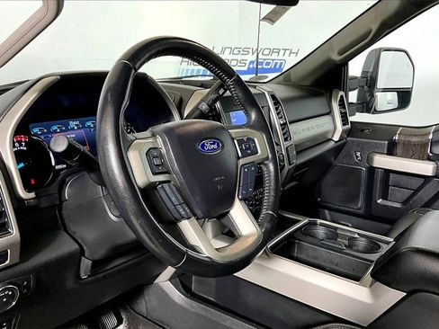 Used 2021 Ford F250 Lariat w/ Lariat Ultimate Package image 10