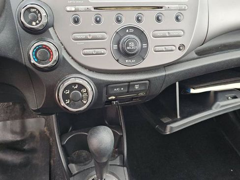 Used 2013 Honda Fit image 11