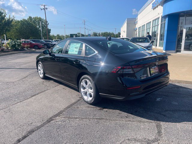 New 2026 Honda Accord LX image 10