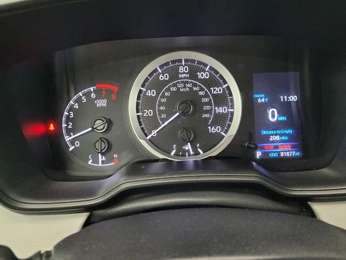 Used 2022 Toyota Corolla LE FWD image 23