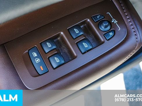 Used 2024 Volvo XC60 T8 Plus w/ Climate Package image 52