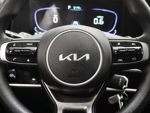 Used 2023 Kia Sportage LX image 22