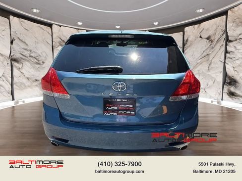 Used 2010 Toyota Venza FWD image 5