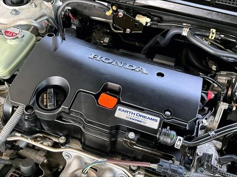 Used 2019 Honda Civic Sport image 27