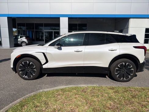 Certified 2025 Chevrolet Blazer EV RS AWD/4WD image 3