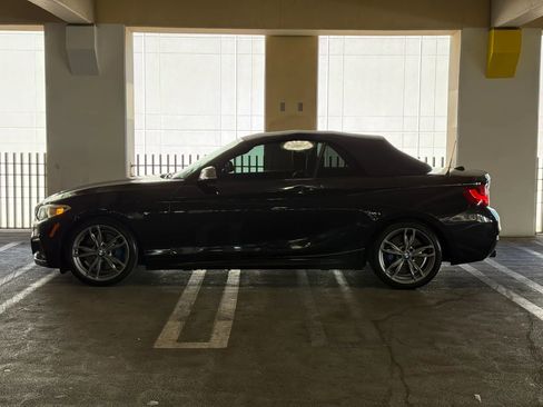 Used 2016 BMW M235i Convertible image 10