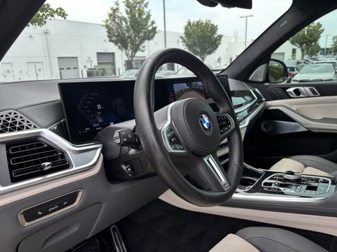 Certified 2024 BMW X7 M60i w/ Executive Package AWD/4WD image 16