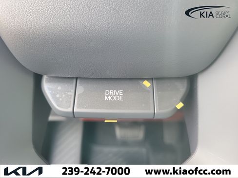 New 2027 Kia Seltos S FWD image 24