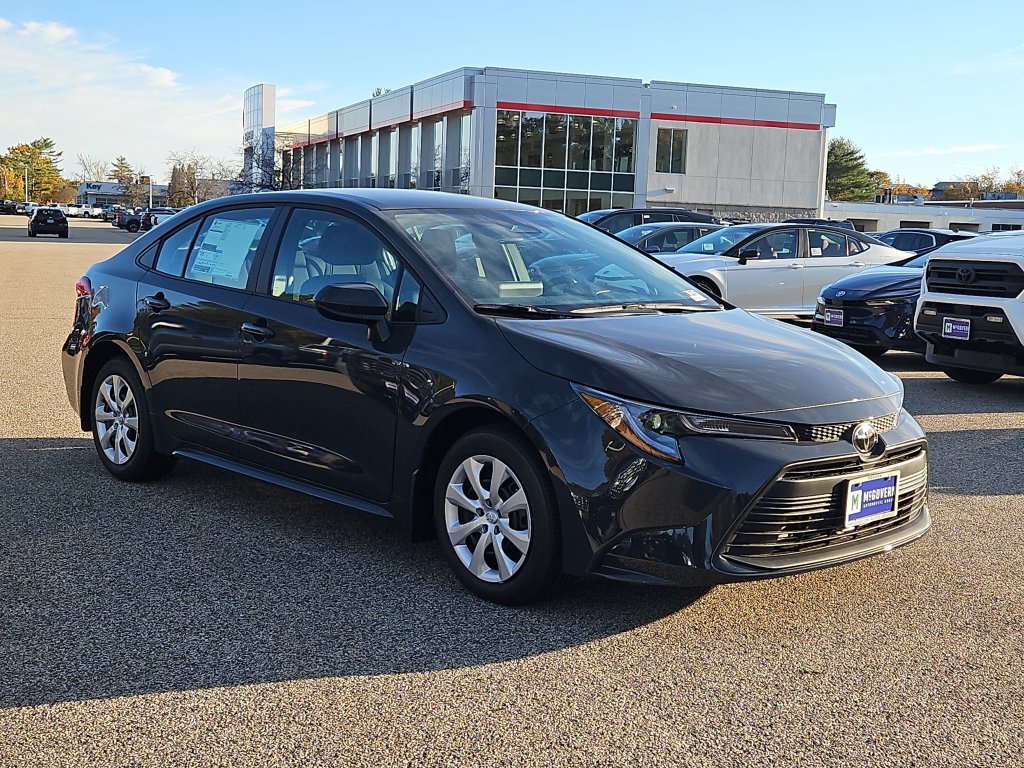 New 2027 Toyota Corolla LE FWD image 3