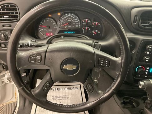 Used 2008 Chevrolet TrailBlazer LT image 4