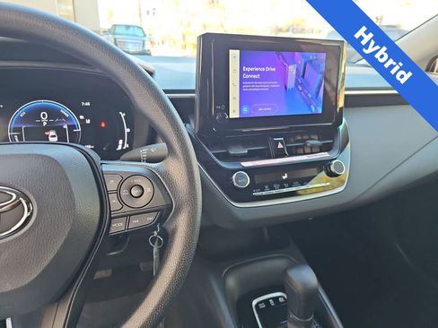 Used 2026 Toyota Corolla LE image 20