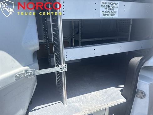 Used 2016 Ford Transit Connect XL FWD image 8