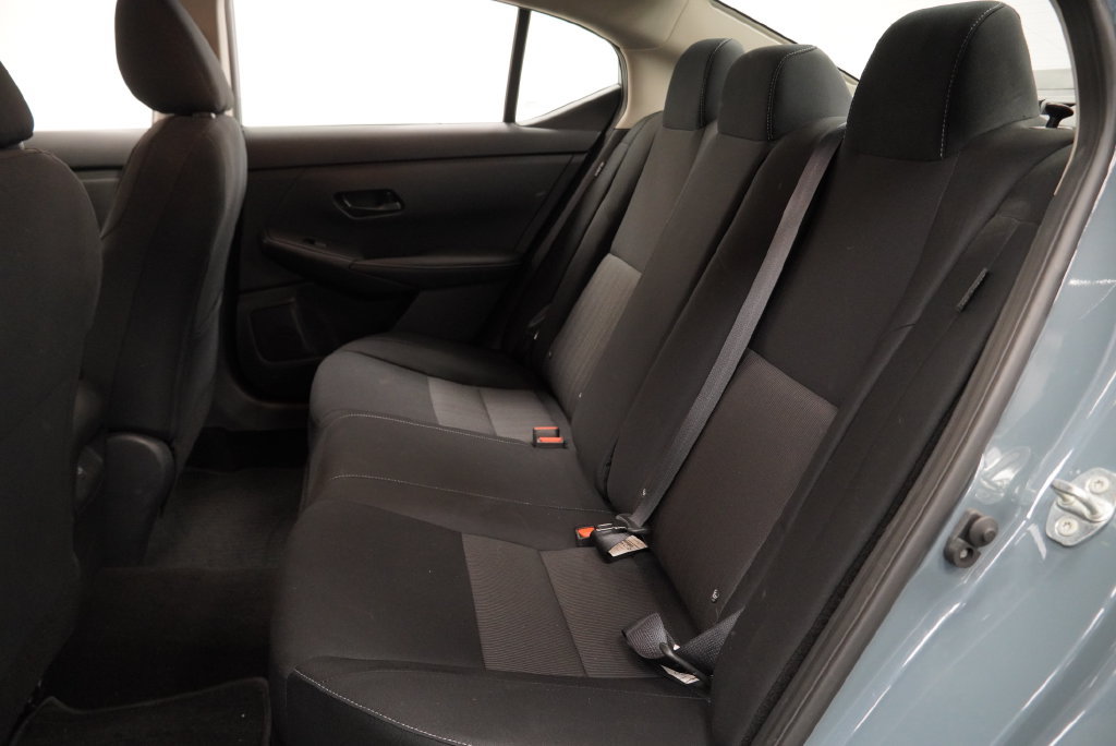 Used 2024 Nissan Sentra SV FWD image 13
