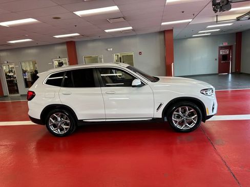 Used 2024 BMW X3 xDrive30i w/ Premium Package w/ZPA AWD/4WD image 2
