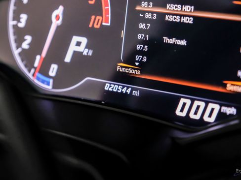 Used 2015 Lamborghini Huracan LP 610-4 AWD/4WD image 86