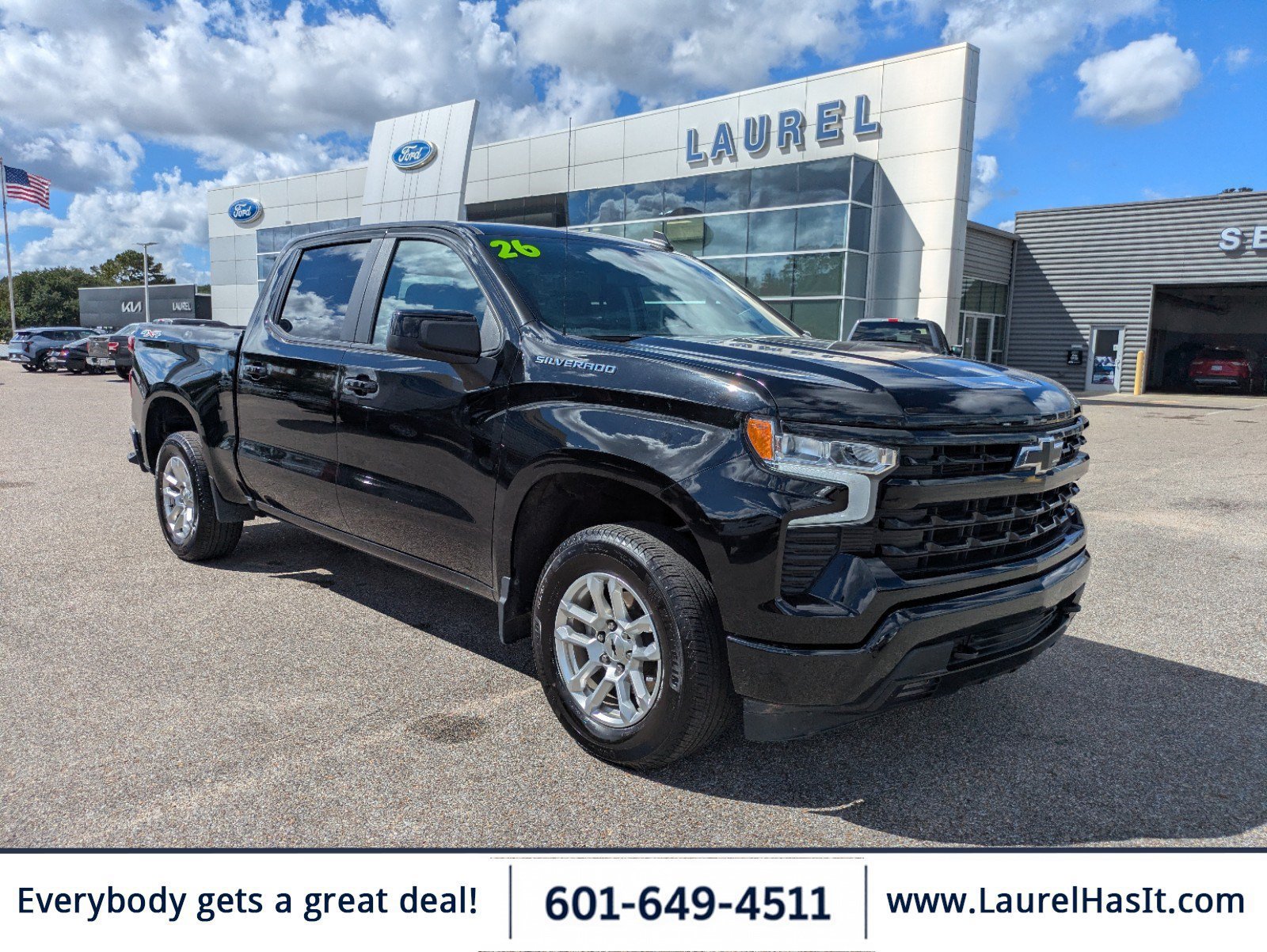Used 2026 Chevrolet Silverado 1500 RST AWD/4WD image 1