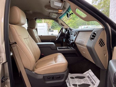 Used 2012 Ford F250 Lariat w/ Chrome Pkg RWD image 33
