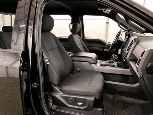 Used 2018 Ford F150 XLT w/ Equipment Group 302A Luxury AWD/4WD image 7