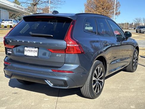 Used 2024 Volvo XC60 B5 Plus image 3