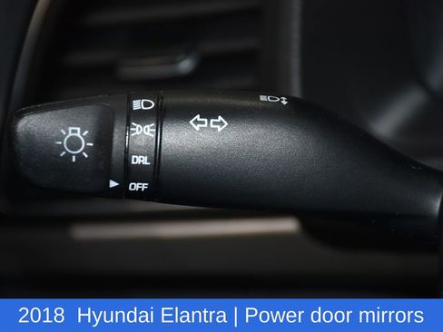 Used 2018 Hyundai Elantra SE w/ Cargo Package image 10