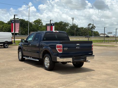 Used 2014 Ford F150 XLT w/ XLT Chrome Package RWD image 3