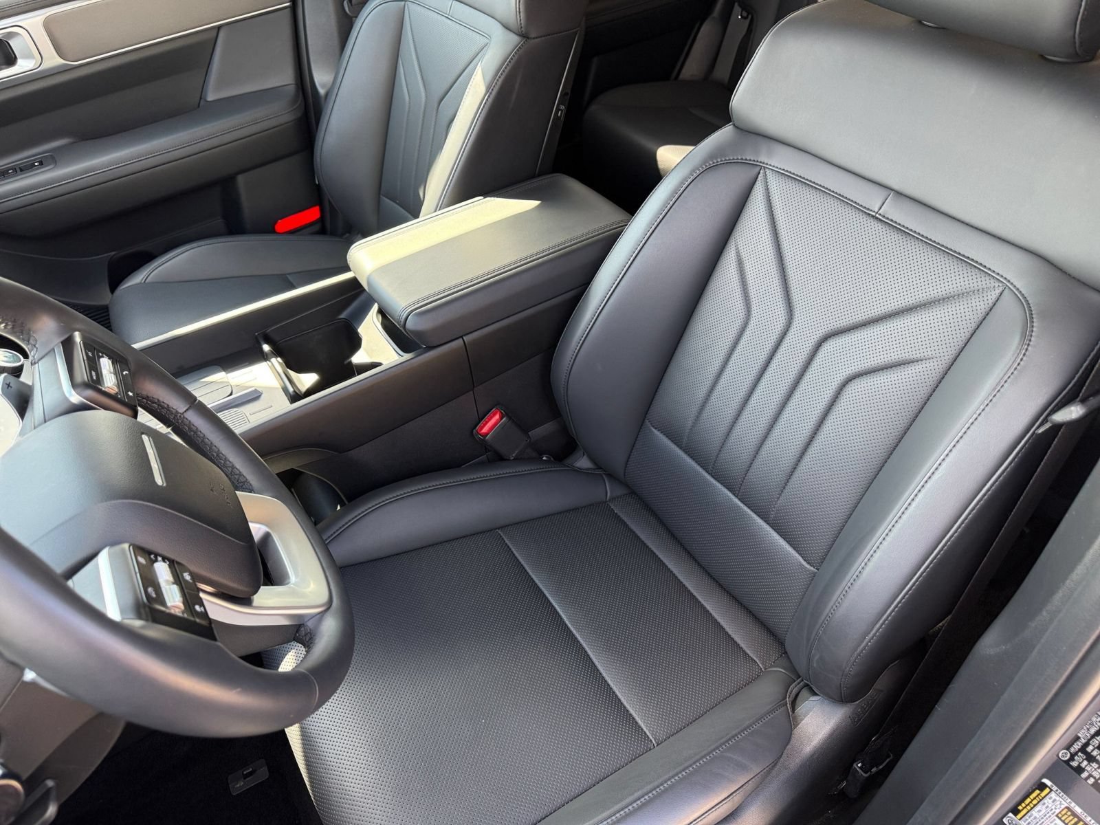 Used 2026 Hyundai Santa Fe SEL FWD image 38