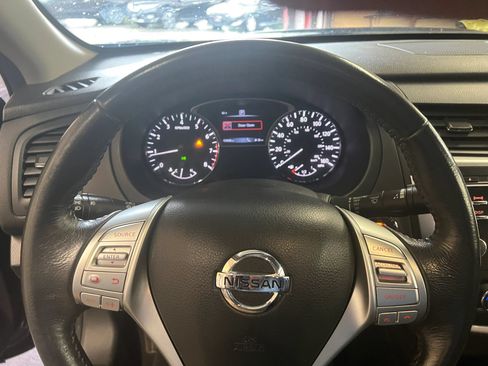 Used 2017 Nissan Altima 2.5 SV FWD image 18