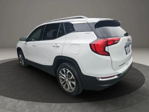 Used 2021 GMC Terrain SLT FWD image 4