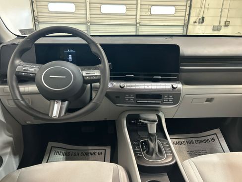 Used 2026 Hyundai Kona SEL Sport AWD/4WD image 4